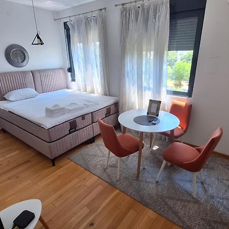 Lijepo Pozicioniran Stan, Atrakcije Blizu Apartment Podgorica Luaran gambar